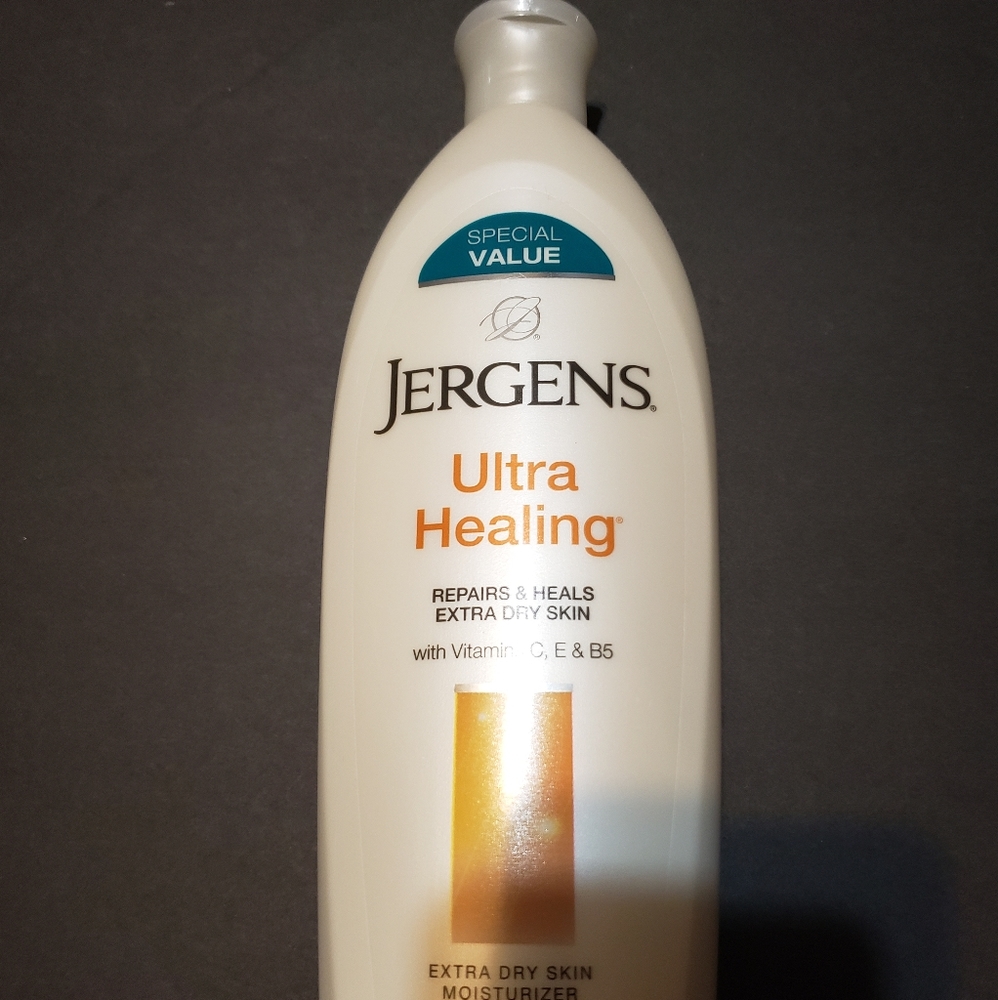 Jergens ultra healing lotion.